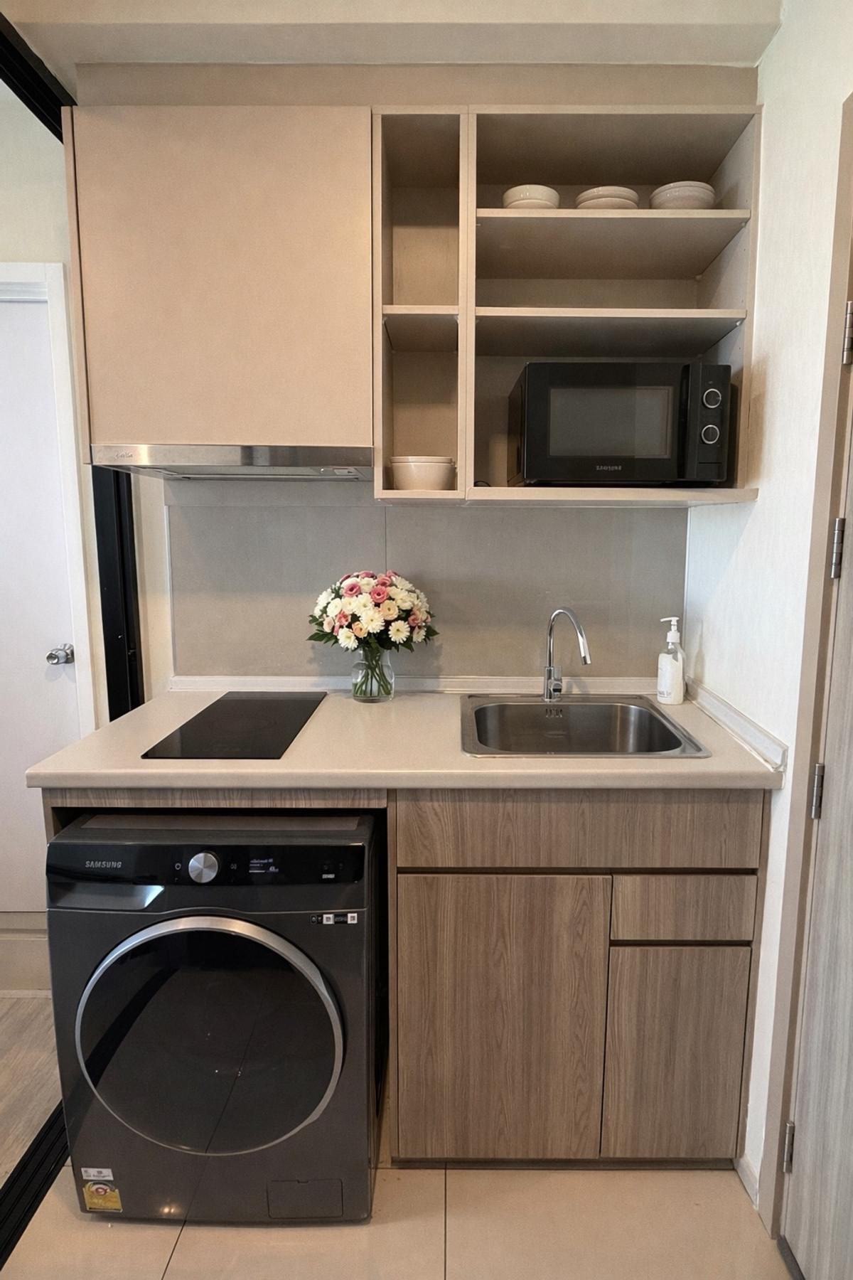 For RentCondoOnnut, Udomsuk : Condo for rent Plum Condo Sukhumvit 97/1, new room, beautiful, complete electrical appliances. Divided space makes it easy to organize your life 🏠