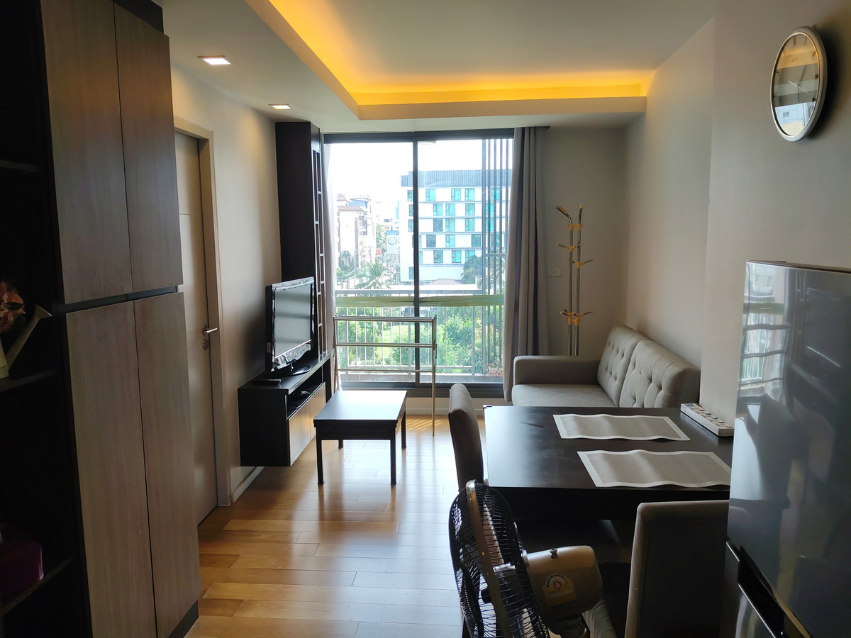 For RentCondoWitthayu, Chidlom, Langsuan, Ploenchit : Rent!!! Focus Ploenchit / 1 Bedroom & 1 Bathroom – Landhousing (Thailand)