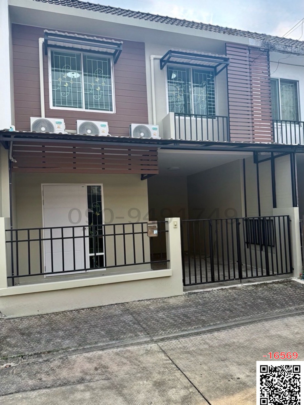 ให้เช่าทาวน์โฮมลาดพร้าว เซ็นทรัลลาดพร้าว : เช่า  ทาวน์เฮ้าส์ 2 ชั้น หมู่บ้านอารียาเดอะคัลเลอร์ 1  ใกล้ Big C