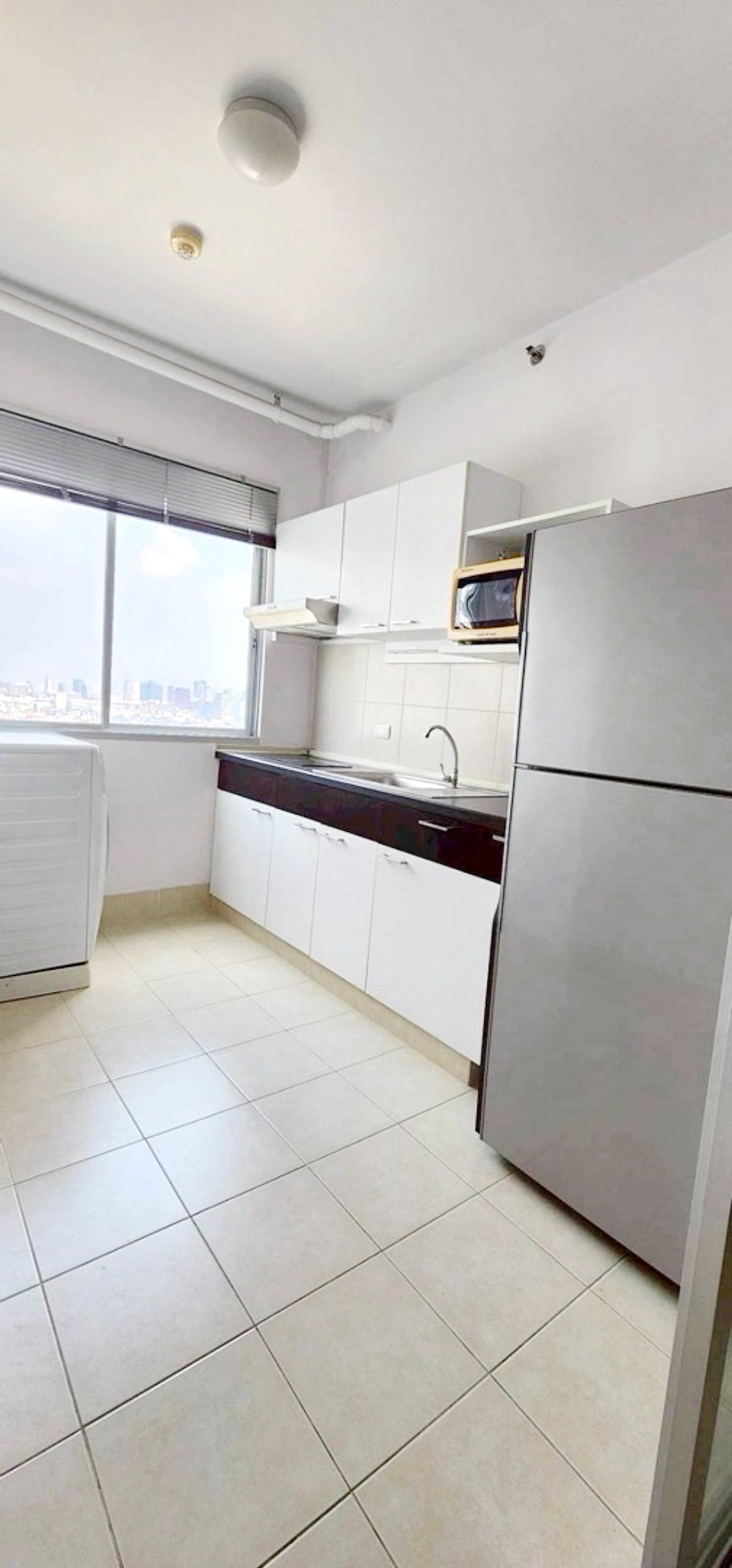 ให้เช่าคอนโดพระราม 9 เพชรบุรีตัดใหม่ RCA : 9751♛เช่า 1 ห้องนอน♙ศุภาลัย ปาร์ค อโศก-รัชดา♜MRT พระราม 9∞099-5919653,065-9423251🜲Line@sureresidence