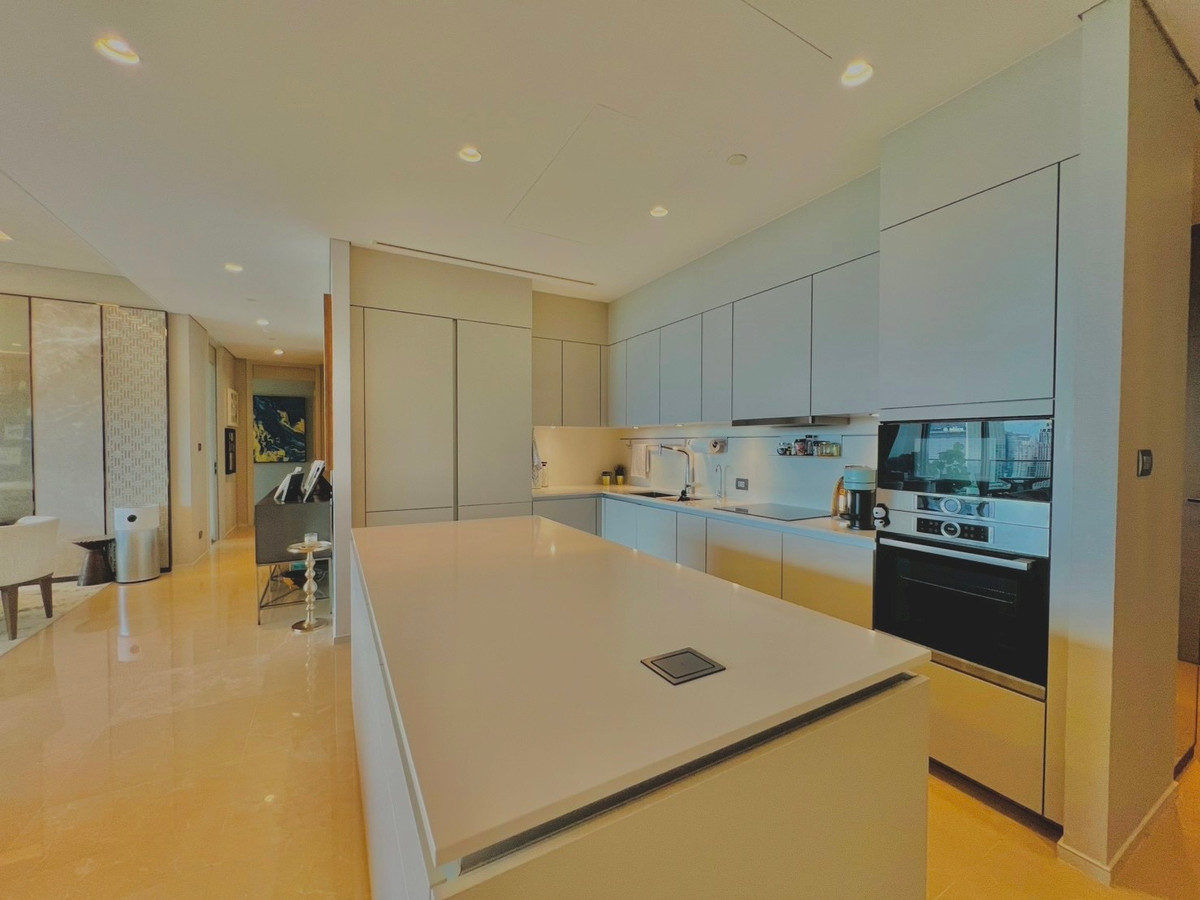 CondoWitthayu, Chidlom, Langsuan, Ploenchit : ✨For sale/rent luxury condo The Residences at Sindhorn Kempinski, 3 bedrooms, beautiful room, fully furnished, large balcony, Lumpini Park view, near BTS Ratchadamrim, Lumpini Park.