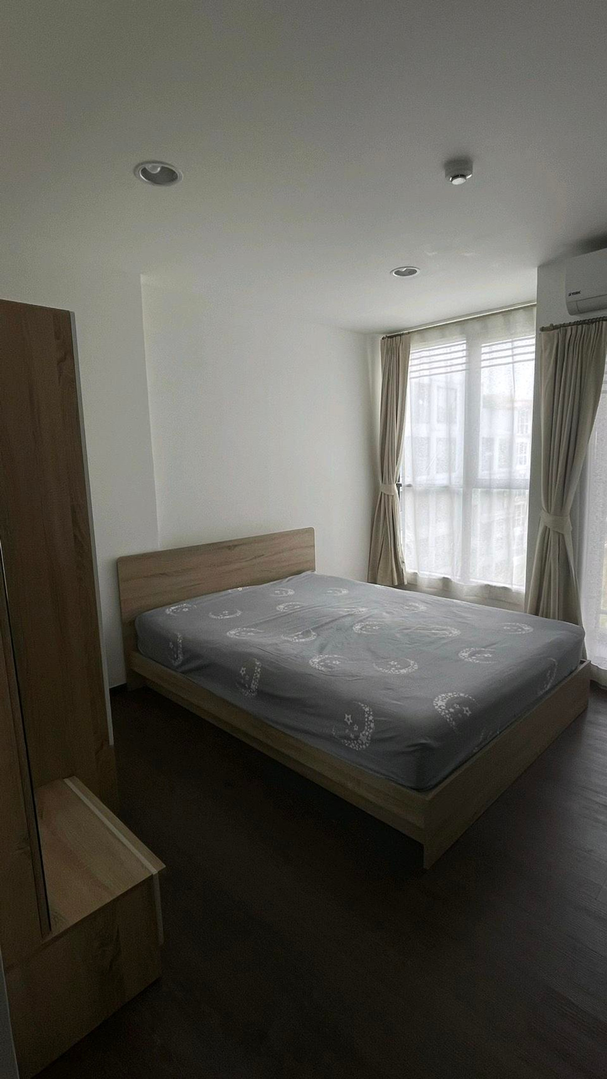 For RentCondoOnnut, Udomsuk : ✨️️For rent✨️ the excel Udomsuk 29 
 🧸.Room size 23 square meters.💗 
 Studio room, 1 bathroom, price 8,000 baht.