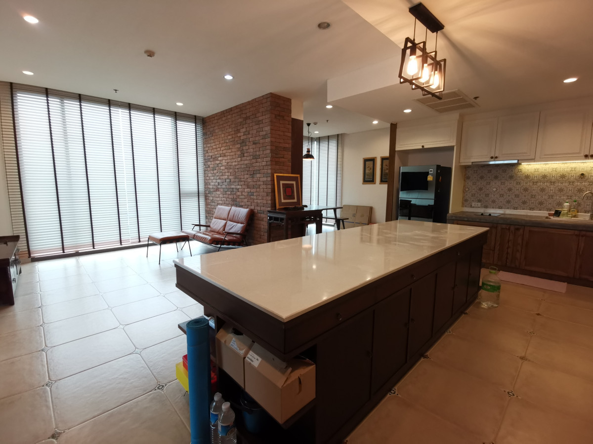 For SaleCondoSathorn, Narathiwat : For Sale Condo , The Breeze Narathiwas , BTS-Chong Nonsi , Chong Nonsi , Yannawa , Bangkok , CX-145962