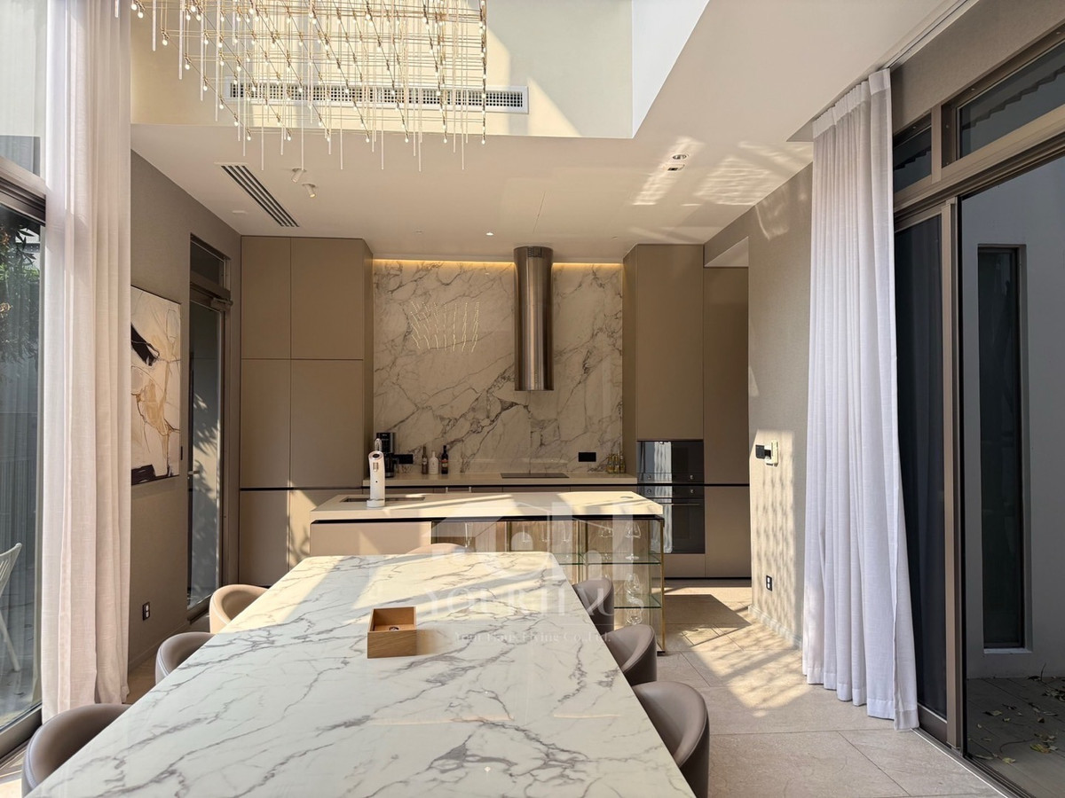 For RentHouseChokchai 4, Ladprao 71, Ladprao 48, : Providence Lane – Ekkamai–Ramindra near Central Eastville