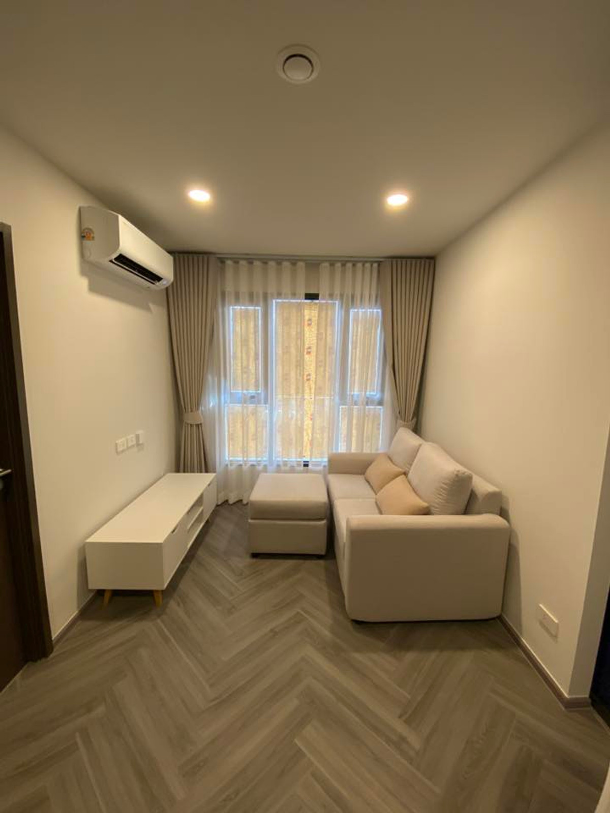 For RentCondoBang kae, Phetkasem : ⭐️ Zelle Plus Sathorn - Ratchaphruek ⭐️1 bedroom, size 33 sq m., built-in room throughout. Brand new room