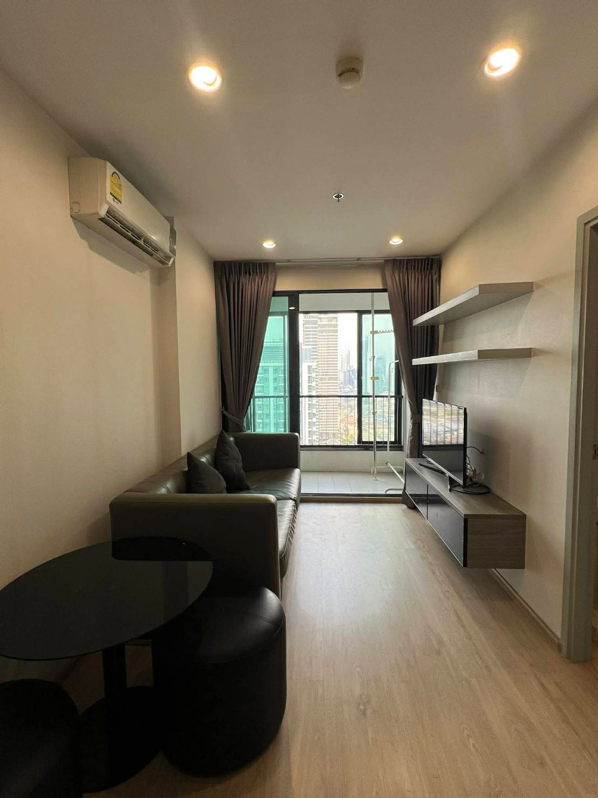 For SaleCondoThaphra, Talat Phlu, Wutthakat : Selling very cheap!! Condo Ideo Sathorn-Tha Phra, beautiful room, fully furnished, prime location, near The Mall Tha Phra BTS.