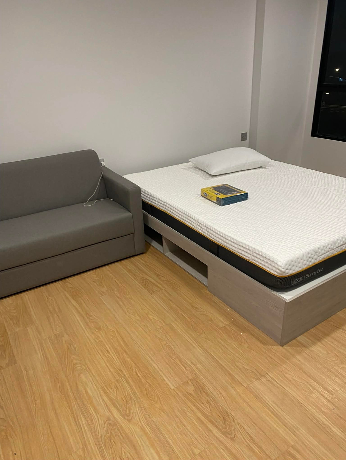 For RentCondoPathum Thani,Rangsit, Thammasat : Ready to move in on February 20! Atmoz Kanaal Rangsit, separate kitchen, fully furnished, common area 24 hours, near Future Park, only 9,500 .- ✨