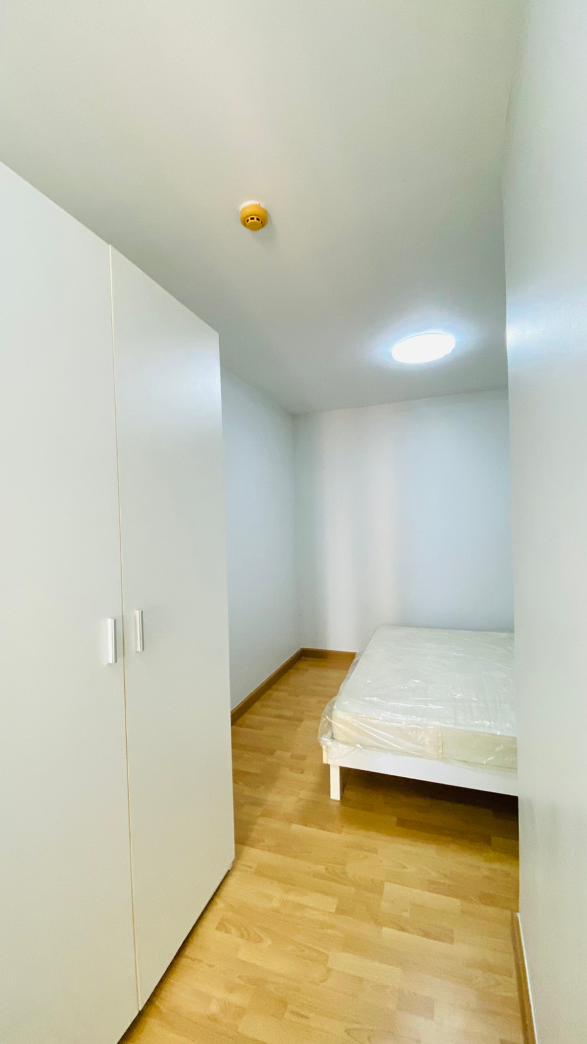 For RentCondoRattanathibet, Sanambinna : Condo for rent, City Home #Rattanathibet, large room, never rented. Brand new renovation, ready to move in for those who already have electrical appliances. Live as a family, easily walk to MRT #BTS Yaek Nonthaburi Station 1 Ready to move in now.