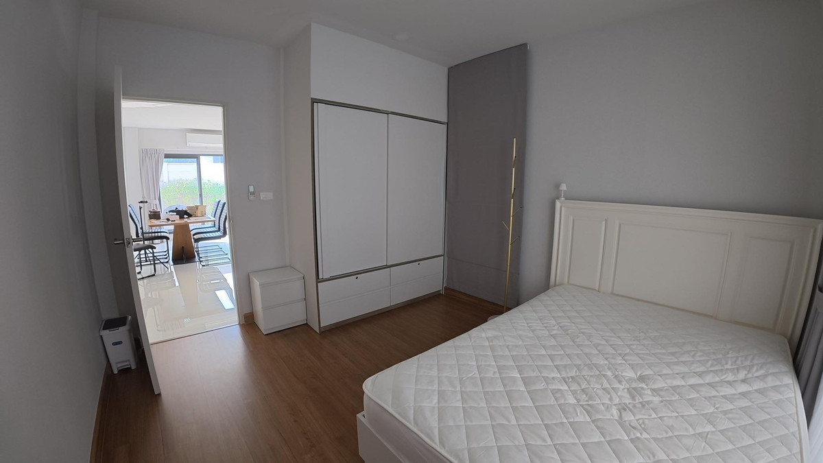 ให้เช่าบ้านบางนา แบริ่ง ลาซาล : เซนโทร บางนา / 4 ห้องนอน (เช่า), Centro Bangna / 4 Bedrooms (FOR RENT) YOK070