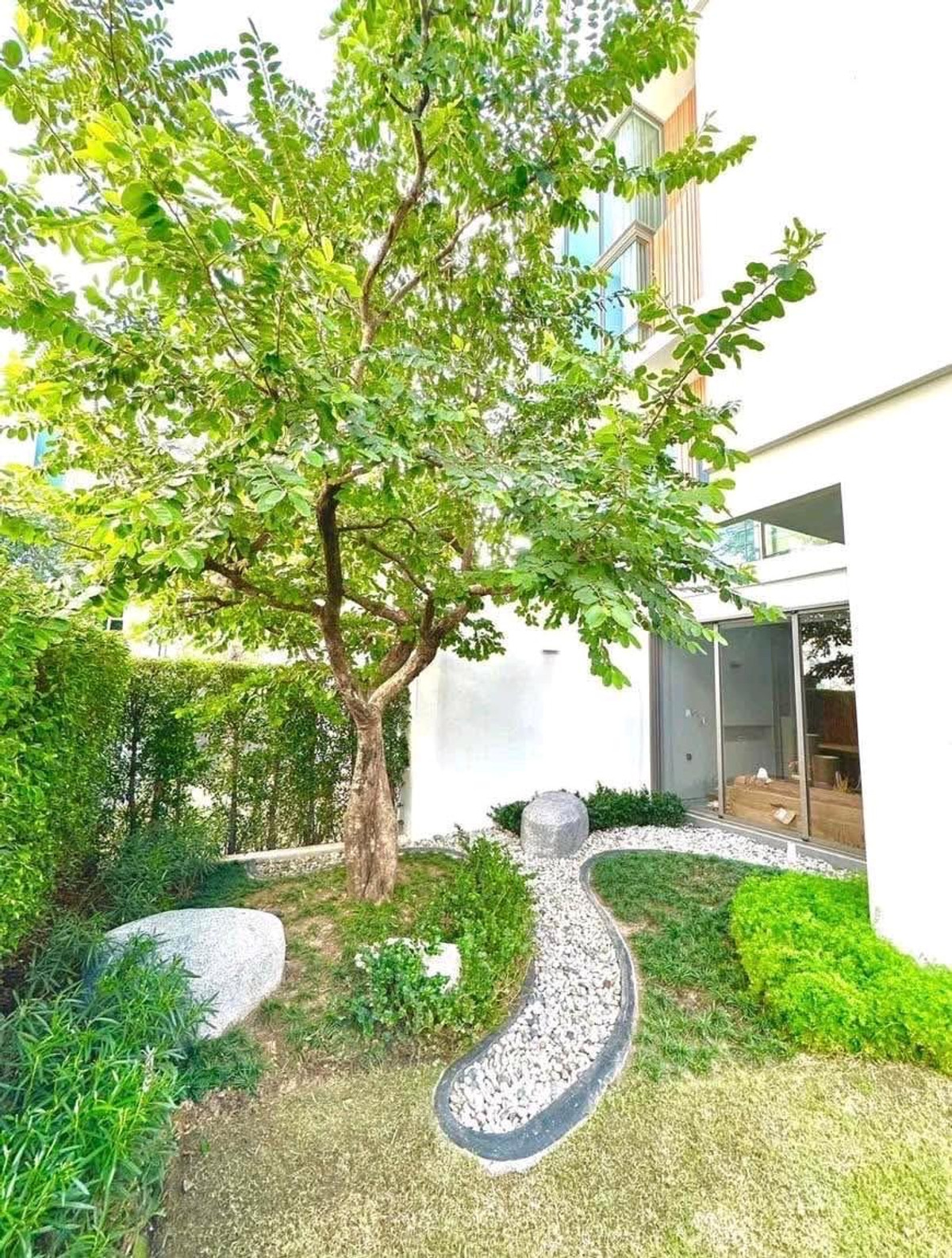 ให้เช่าบ้านพัฒนาการ ศรีนครินทร์ : 📌 ให้เช่า VIVE RAMA 9 กรุงเทพกรีฑา