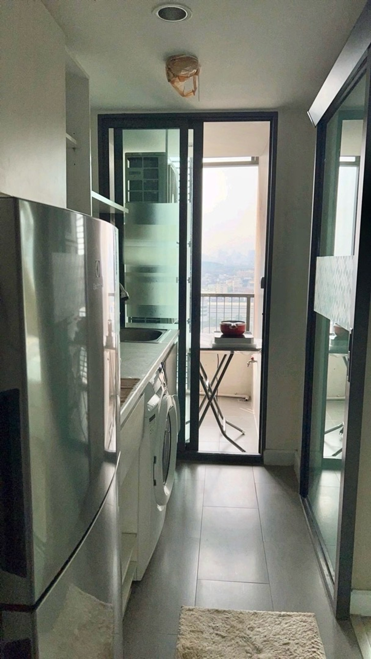 ให้เช่าคอนโดบางซื่อ วงศ์สว่าง เตาปูน : 📍โครงการ : Metro Sky Bangsue – Prachachuen 
🚝 ใกล้ : MRT บางซ่อน 500 เมตร
💵 ราคาเช่า : 16,000 บาท / เดือน