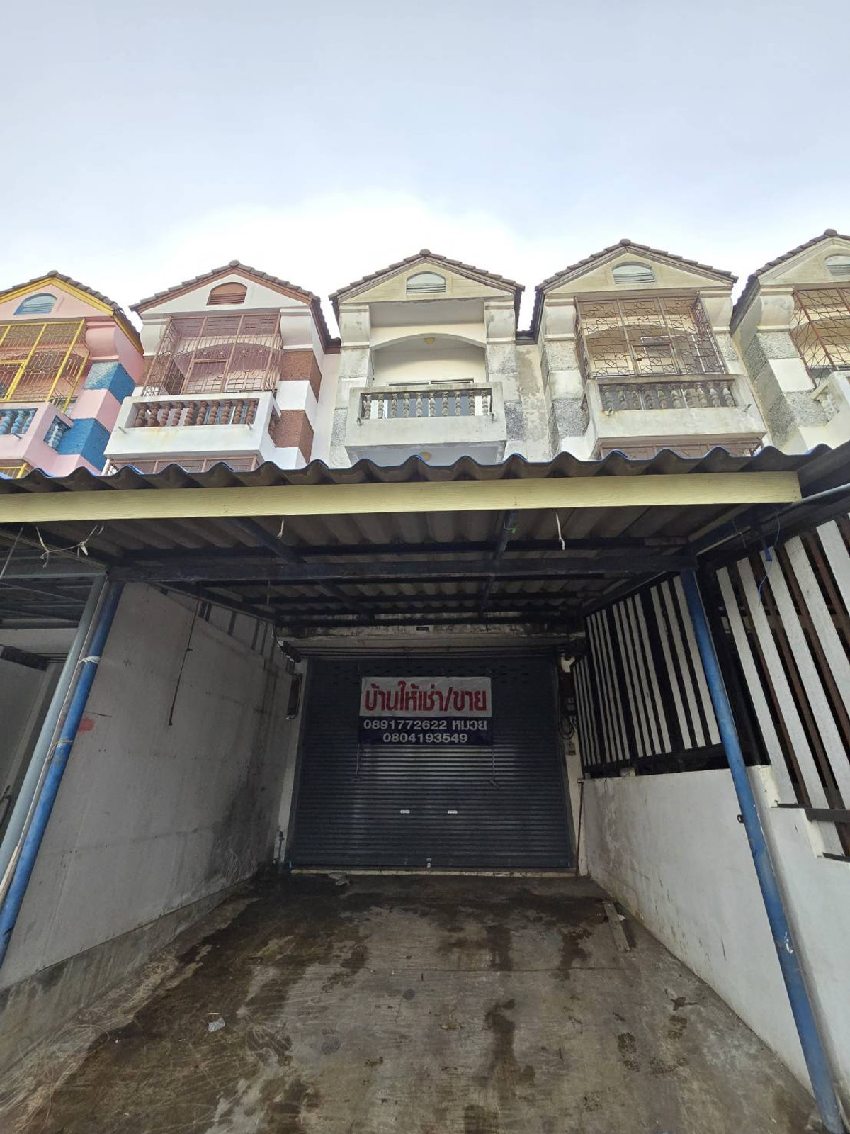 ขายอาคารพาณิชย์ปทุมธานี รังสิต ธรรมศาสตร์ : [ขายด่วน!] อาคารพาณิชย์ 3 ชั้น ทำเลดี เลขที่มงคล "99/53" พร้อมอยู่