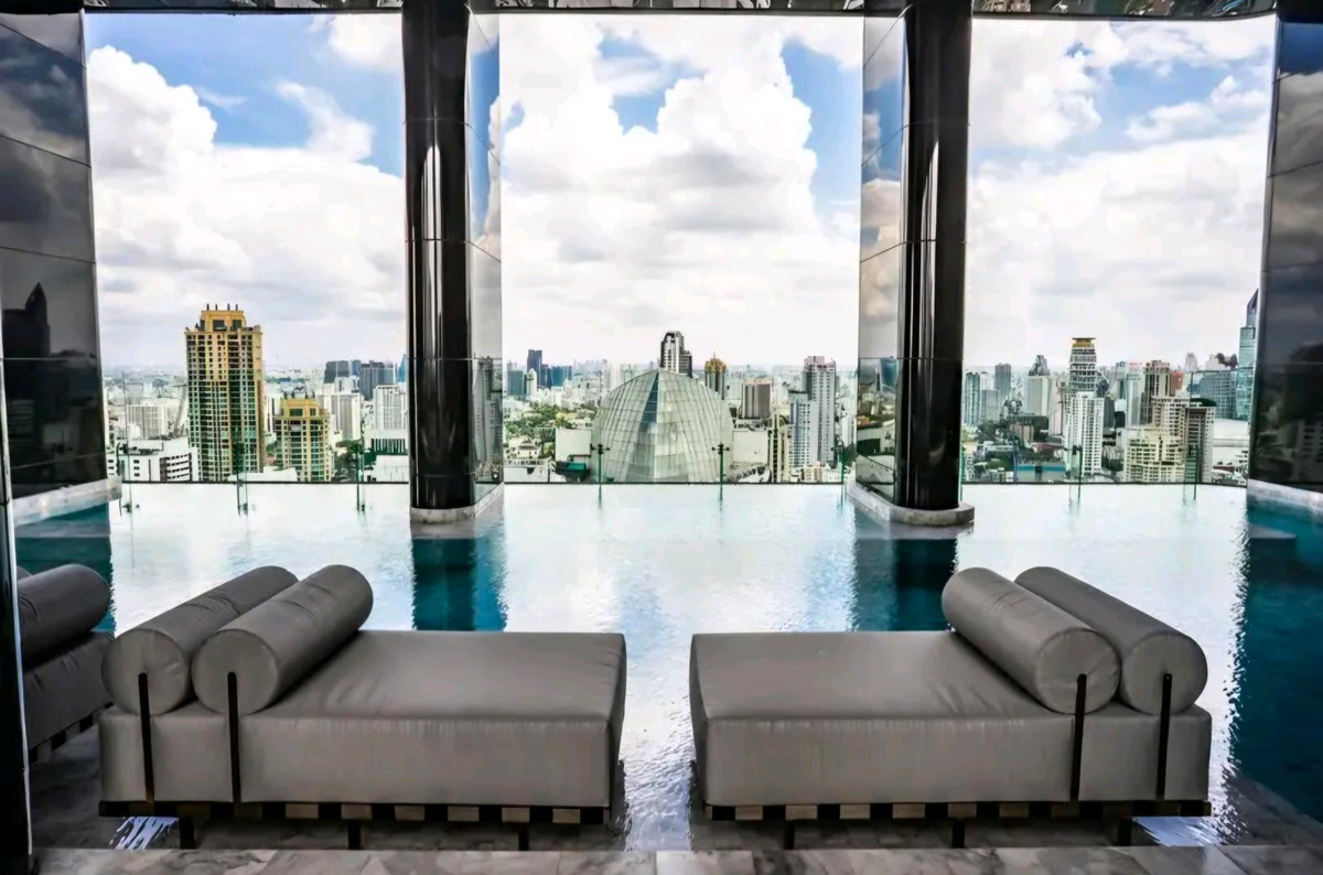 For RentCondoSukhumvit, Asoke, Thonglor : For Rent : Ashton Asoke ,Located right next to MRT Sukhumwit, BTS Asoke station and Terminal 21.