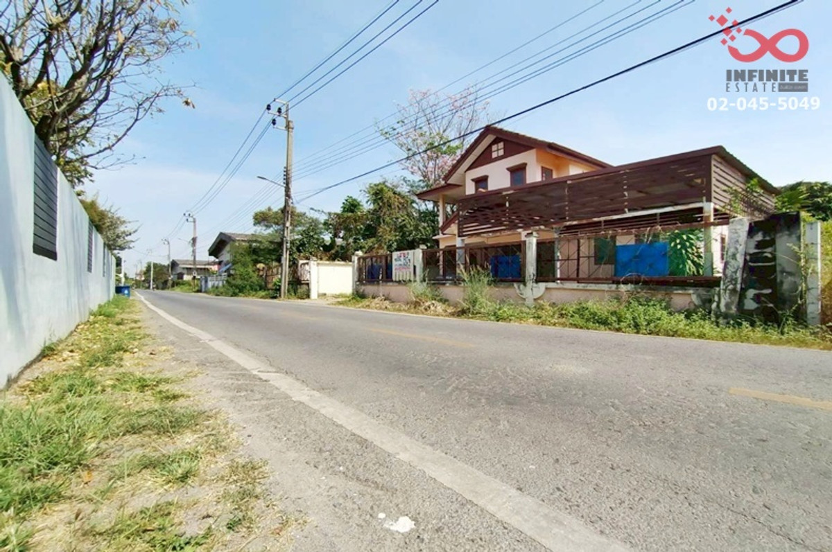 For SaleHouseMin Buri, Romklao : Single house for sale, Liab Waree Road, Soi Liab Waree 49, Nong Chok, 2 floors, 80 sq m, nice environment, selling cheap.