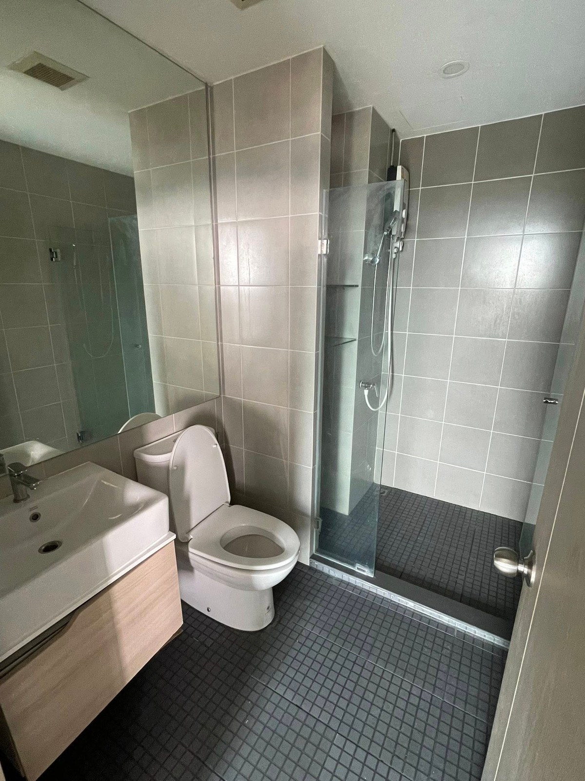 For SaleCondoBangna, Bearing, Lasalle : Condo for sale Ideo O2 price 4,290,000 baht [TTs251227]