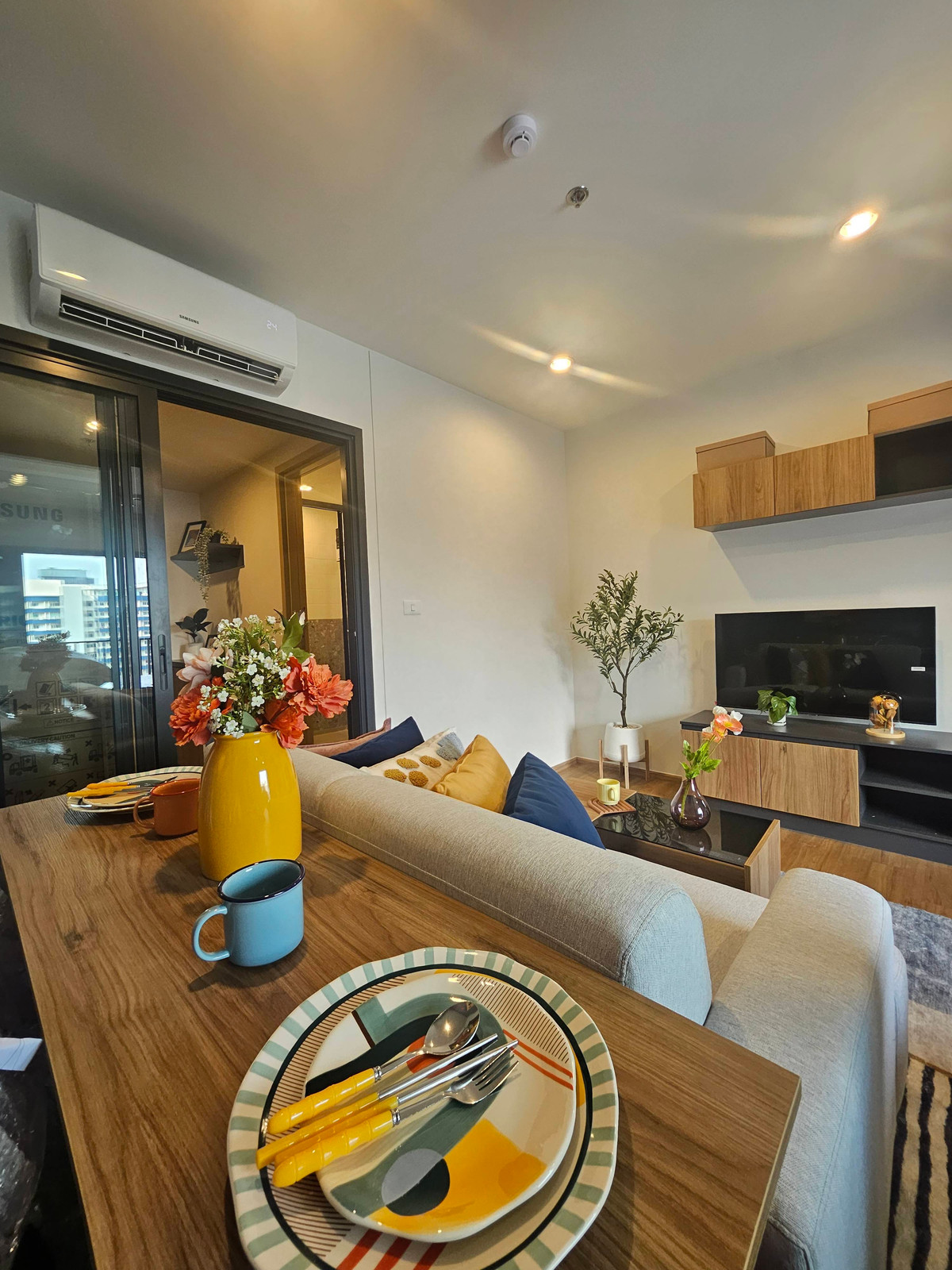 CondoLadprao, Central Ladprao : The line vibe for rent/sale, 1 bedroom, new, first move in Complete as seen