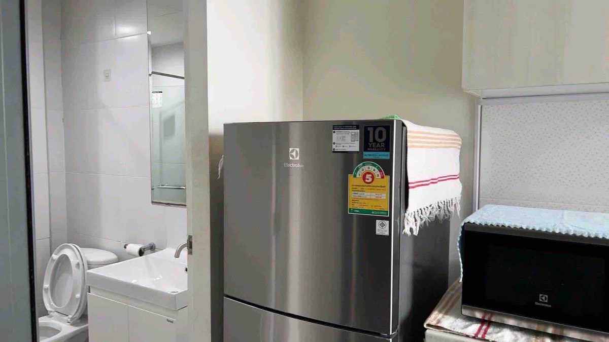 ให้เช่าคอนโดบางซื่อ วงศ์สว่าง เตาปูน : 📍โครงการ : Metro Sky Bangsue – Prachachuen 
🚝 ใกล้ : MRT บางซ่อน 500 เมตร
💵 ราคาเช่า : 16,000 บาท / เดือน