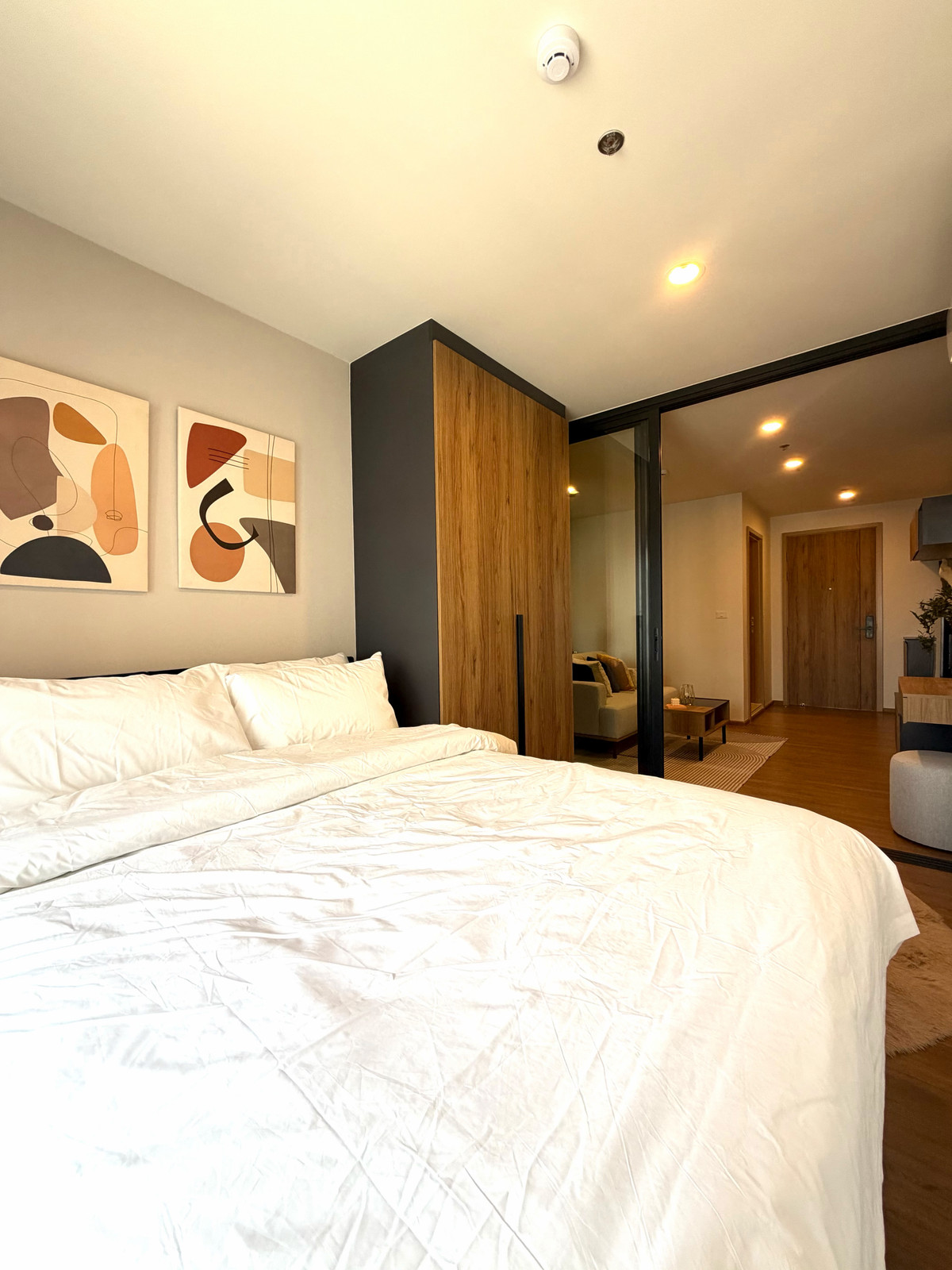 CondoLadprao, Central Ladprao : The line vibe for rent/sale, 1 bedroom, new, first move in Complete as seen