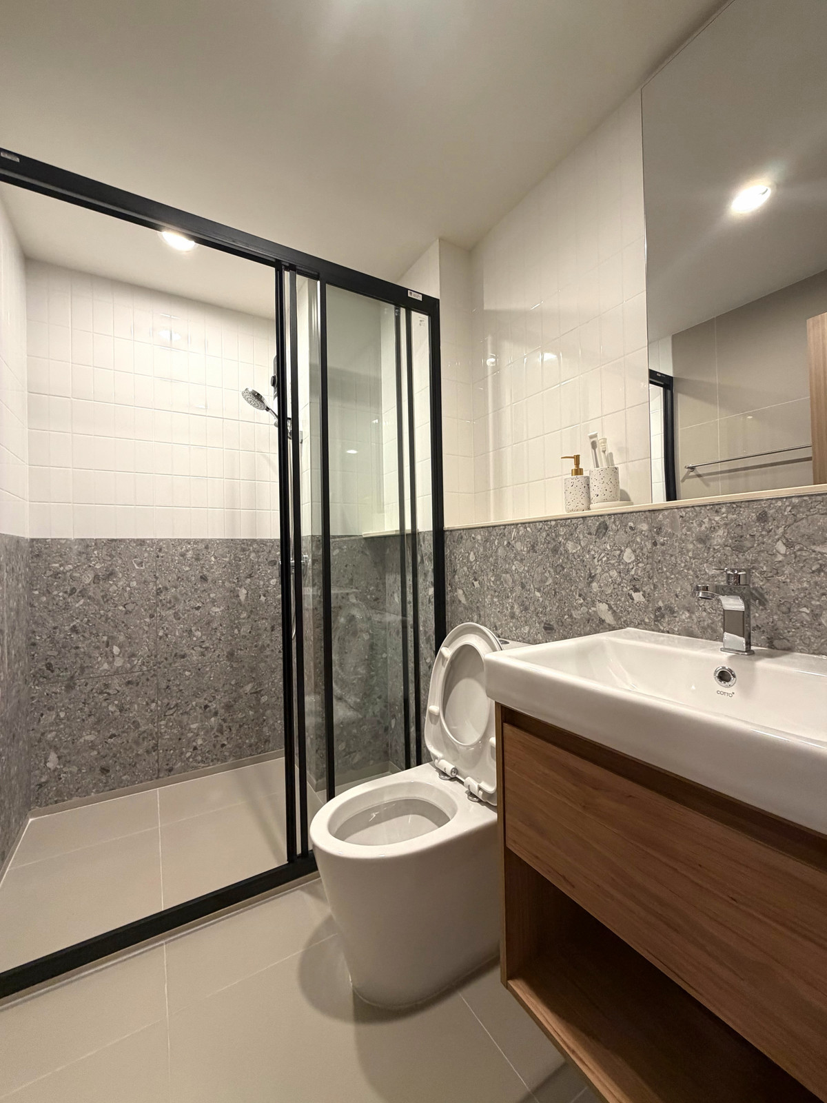 CondoLadprao, Central Ladprao : The line vibe for rent/sale, 1 bedroom, new, first move in Complete as seen