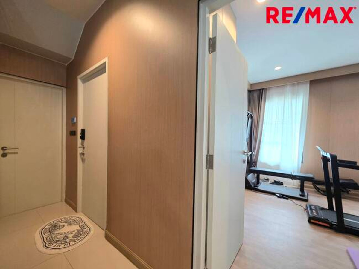 For SaleHousePathum Thani,Rangsit, Thammasat : Single house for sale, Setthasiri Project, Bangkok-Pathum Thani, special price, house age only 1 year.