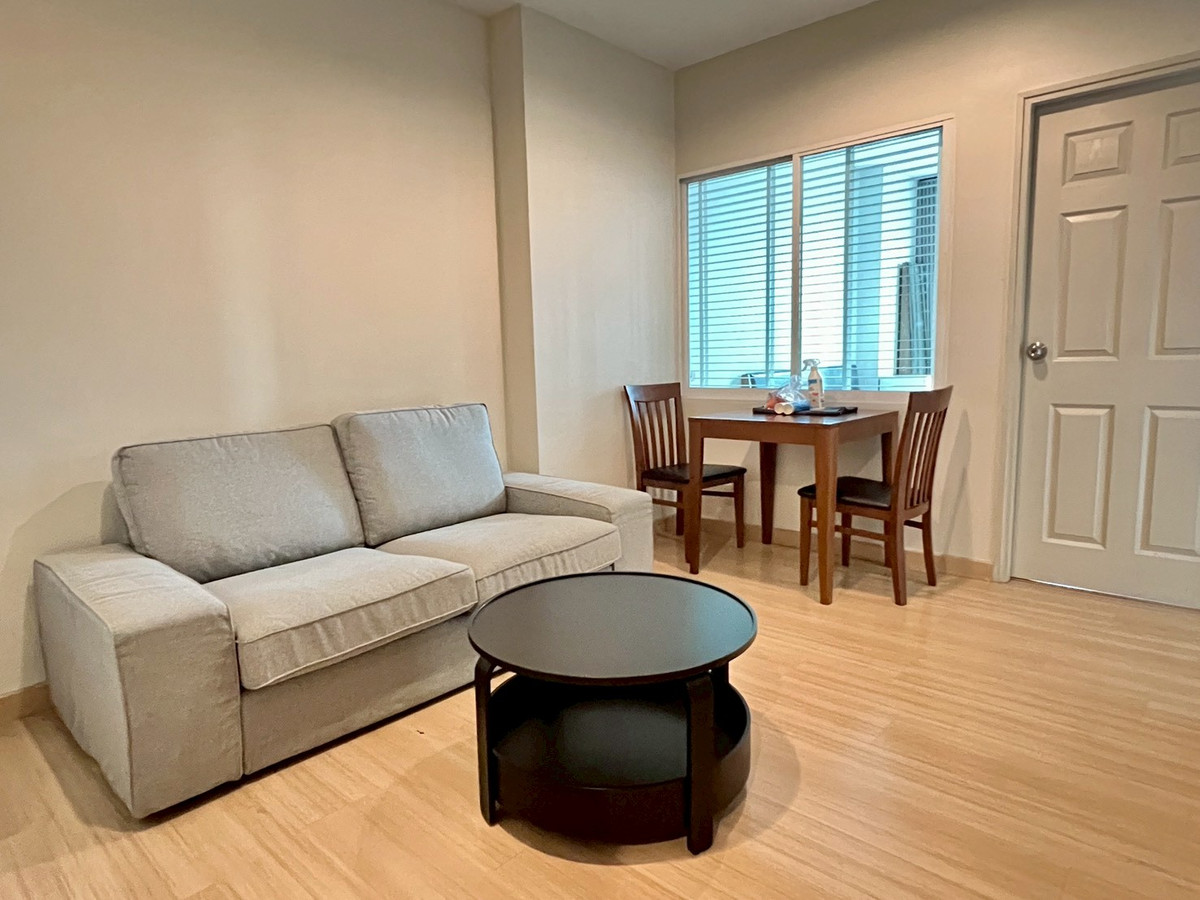 ให้เช่าคอนโดสาทร นราธิวาส : ( UL2406212 ) Tel/Line 096-2479369, ให้เช่า ไลฟ์ แอท สาทร10 , 1 ห้องนอน, 1 ห้องน้ำ, ห้องสวย , พร้อมอยู่, ราคาพิเศษ!!