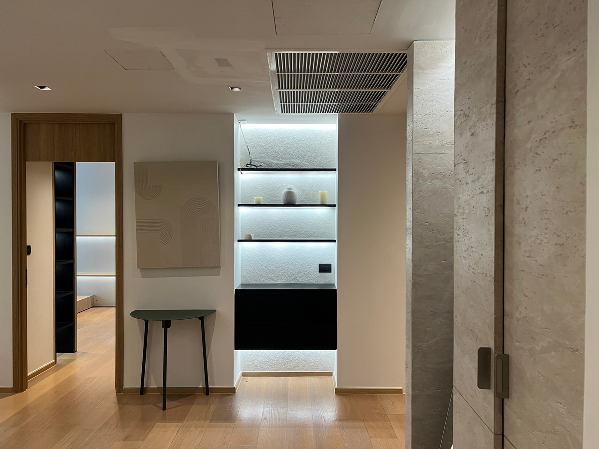 For RentCondoSukhumvit, Asoke, Thonglor : Luxury condo for rent, separated room with bathtub, Thonglor area