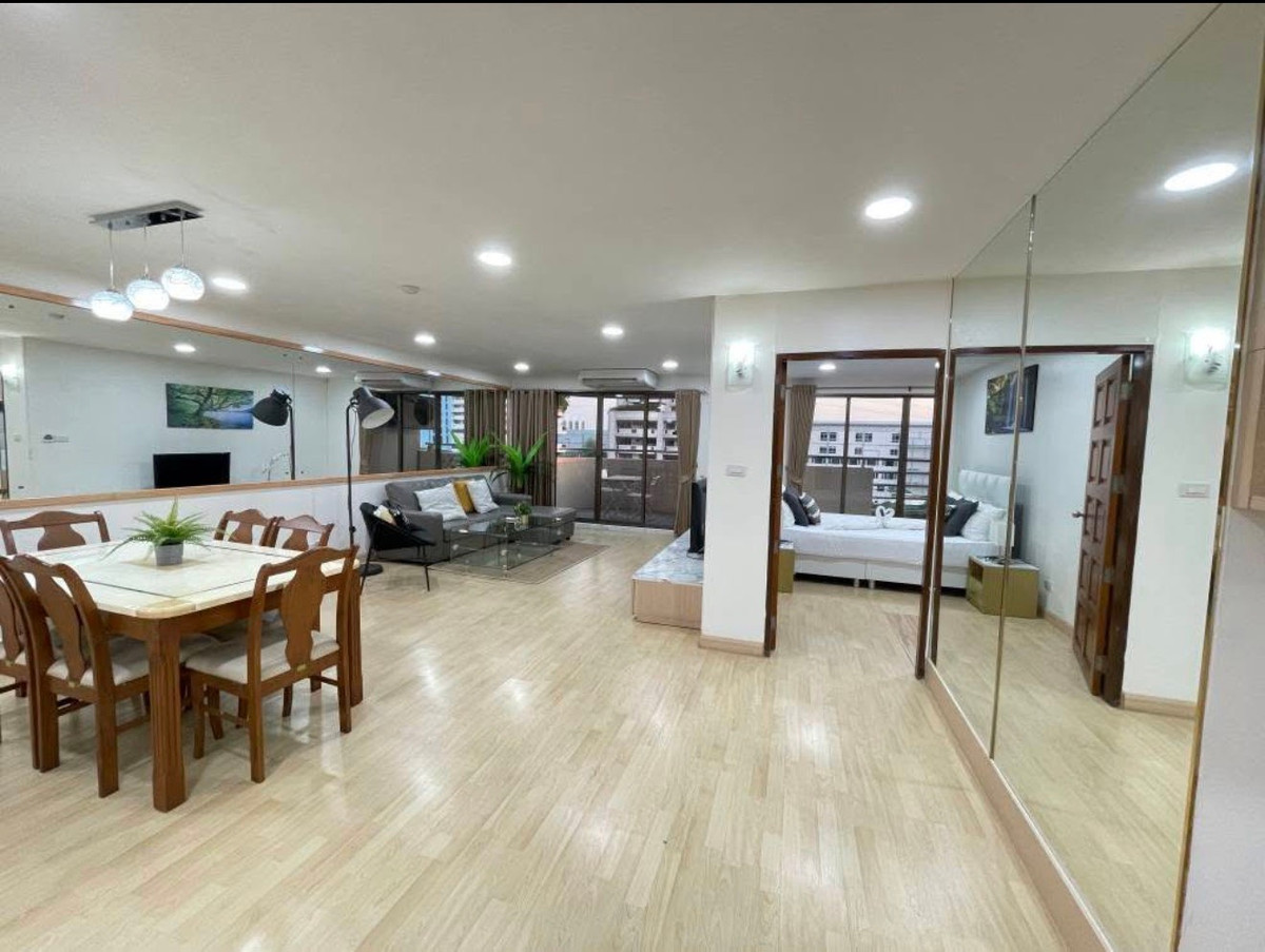 ให้เช่าคอนโดพัฒนาการ ศรีนครินทร์ : ให้เช่า คอนโด ฟลอร่า วิลล์ ชั้น 6 อาคาร C  ขนาด 105 ตร.ม. 2 ห้องนอน 2 ห้องน้ำ ราคาเช่า  25,000 บาท  ราคาขาย 4,830,000 บาท