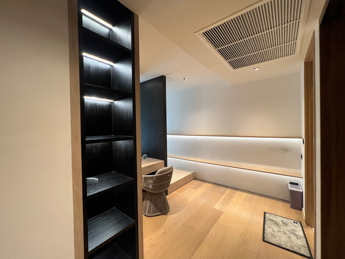 For SaleCondoSukhumvit, Asoke, Thonglor : Luxury condo for sale, room divided into proportions, with bathtub, Thonglor area