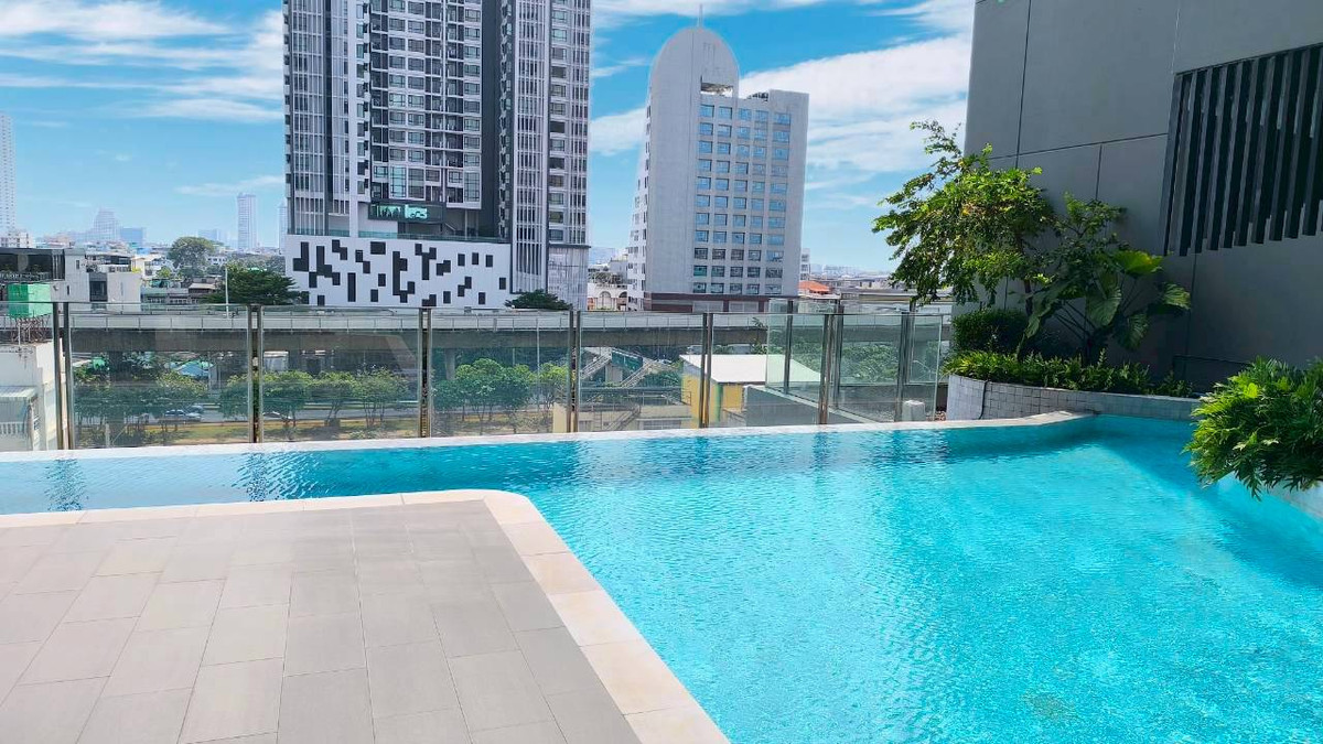 For SaleCondoWongwianyai, Charoennakor : IDEO Sathorn Wongwian Yai, Condo for sale near BTS Wongwian Yai, near BTS Krung Thonburi, near ICONSIAM. Condo for sale, Ideo Sathorn Wongwian Yai, room 1 Bed, 22nd floor, price lower than Land Department appraisal.