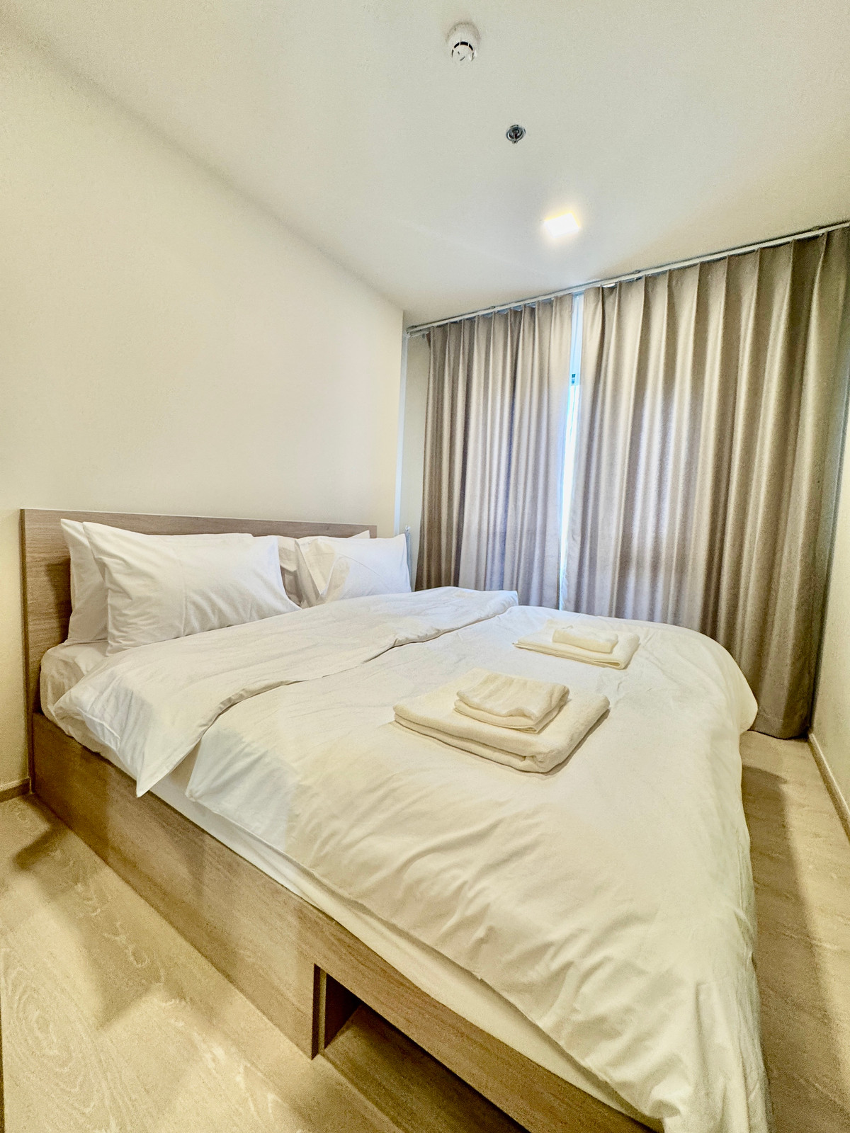 ให้เช่าคอนโดวงเวียนใหญ่ เจริญนคร : ให้เช่า Flo by Sansiri 2 bedroom - Available for Rent