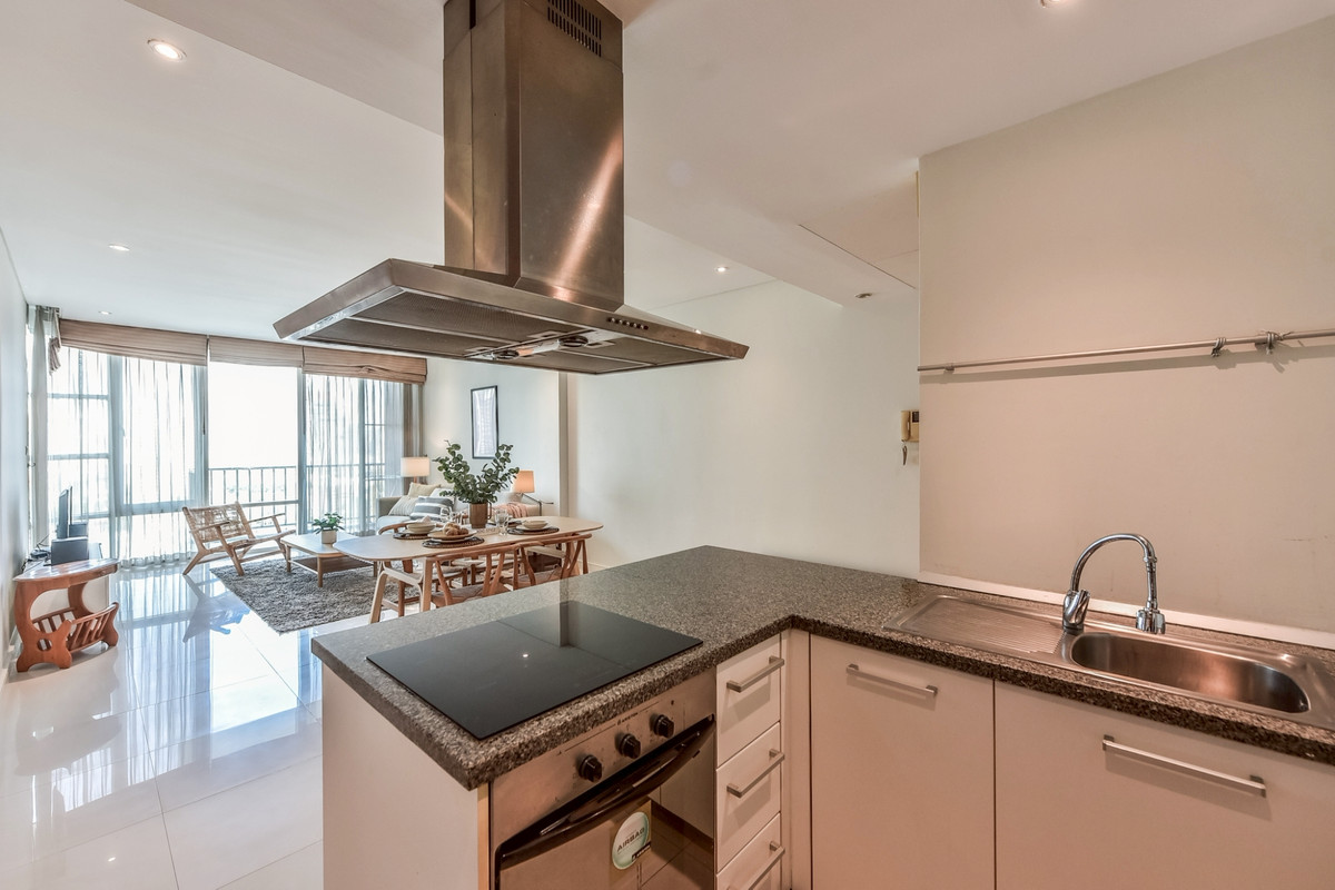 ให้เช่าคอนโดสุขุมวิท อโศก ทองหล่อ : [Pet-Friendly 🐾] ปล่อยเช่า Fullerton Sukhumvit ห้องใหญ่ ชั้นสูง ความเป็นส่วนตัวระดับสูงสุด 🏙️✨