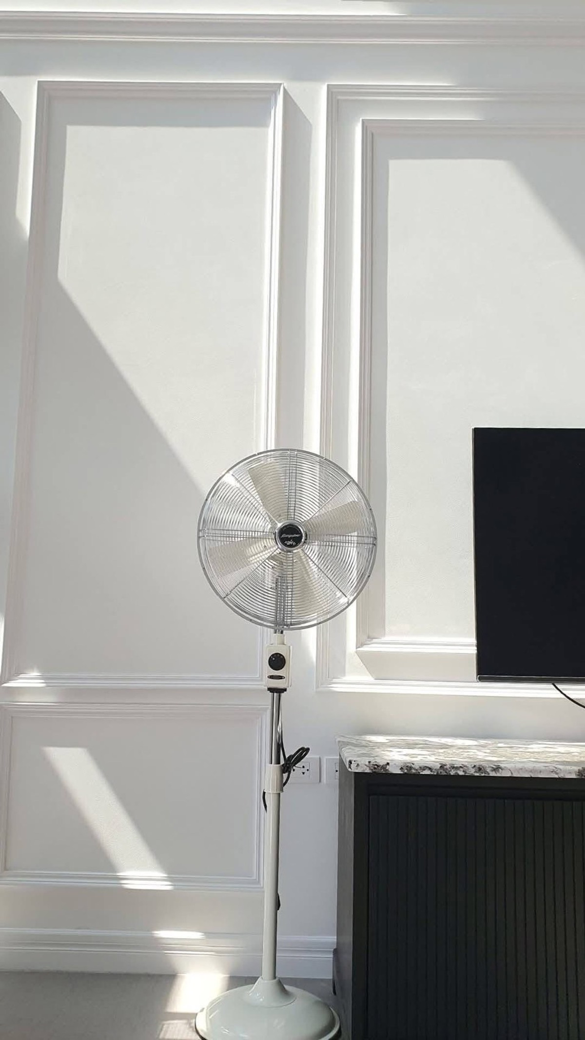 ให้เช่าบ้านปิ่นเกล้า จรัญสนิทวงศ์ : ทาวน์โฮม พรีเมี่ยม โถงสูง6.5เมตร 3ห้องนอน 4ห้องน้ำ ถนนปลายบาง มีแค่ 69 หลังในโครงการเท่านั้น 