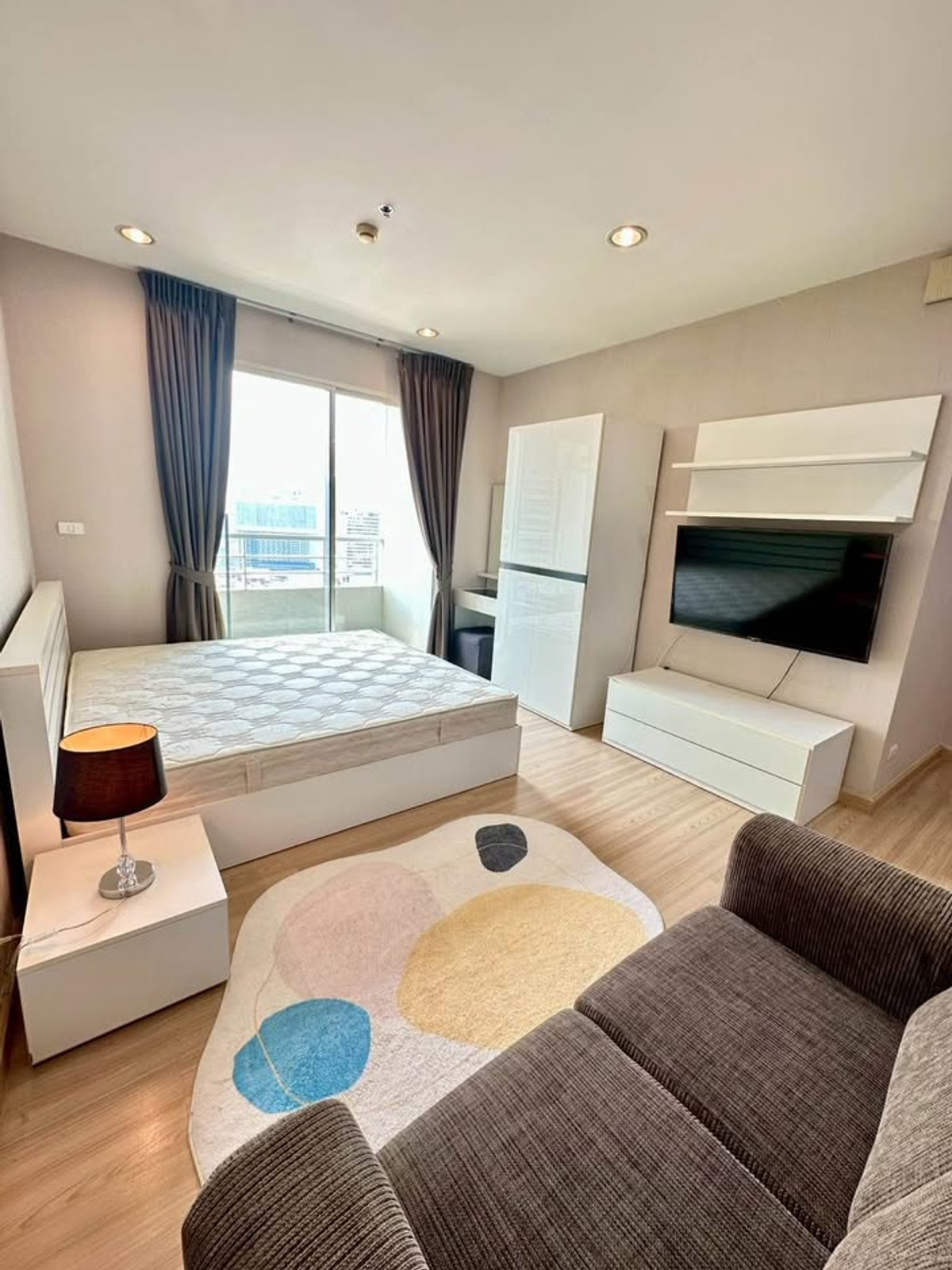 For SaleCondoWongwianyai, Charoennakor : The Light House Sathorn - Chareonnakorn / 1 Studio (FOR SALE), The Light House Sathorn - Chareonnakorn / 1 Studio Room (For Sale) PT089