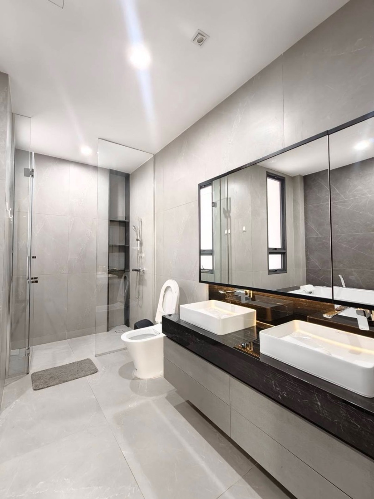 For RentHousePattanakan, Srinakarin : Luxury house for rent, Phatthanakan, 5 minutes near Thonglor.