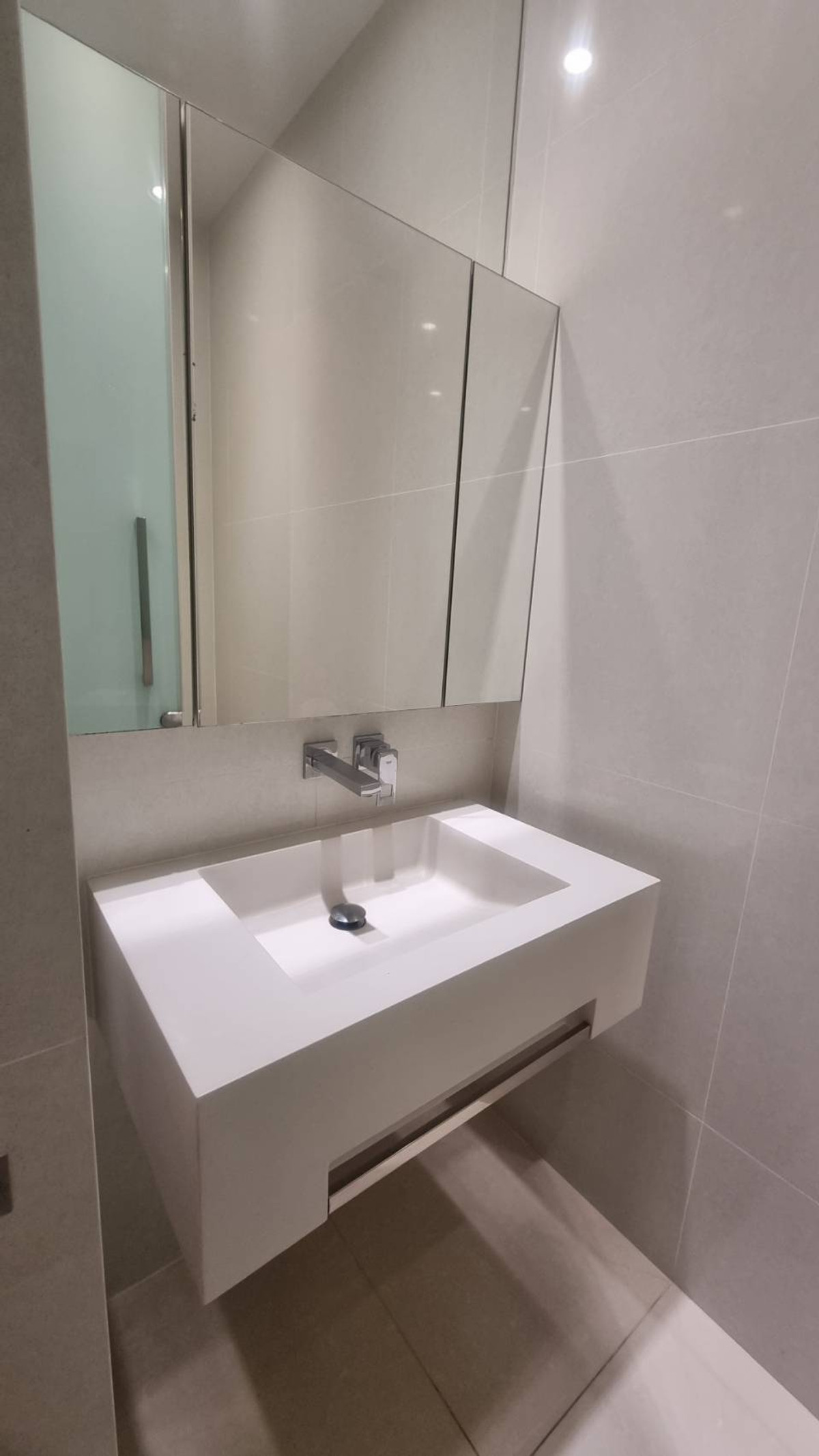 ให้เช่าคอนโดสุขุมวิท อโศก ทองหล่อ : Vittorio Sukhumvit39 2bed3bath 101 Sqm Fullyfurnish,Welcome Foreign 100,000-