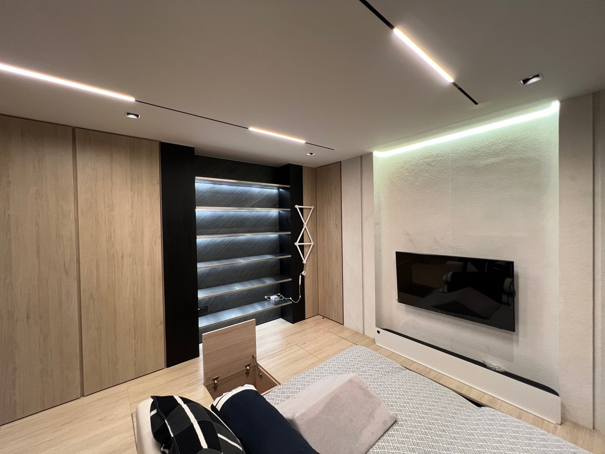 For SaleCondoSukhumvit, Asoke, Thonglor : Luxury condo for sale, room divided into proportions, with bathtub, Thonglor area