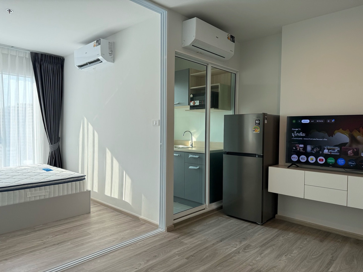 For RentCondoBangna, Bearing, Lasalle : ✨Condo for rent Regent Home Bangna 
Near BTS Bangna 350 m.* & BITEC 
New room, red label‼️