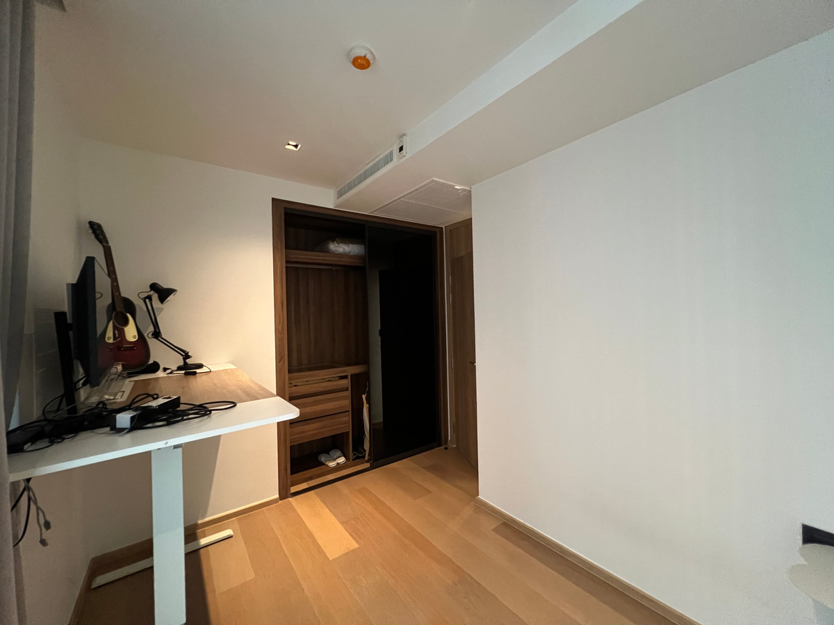 For RentCondoSukhumvit, Asoke, Thonglor : Luxury condo for rent, separated room with bathtub, Thonglor area