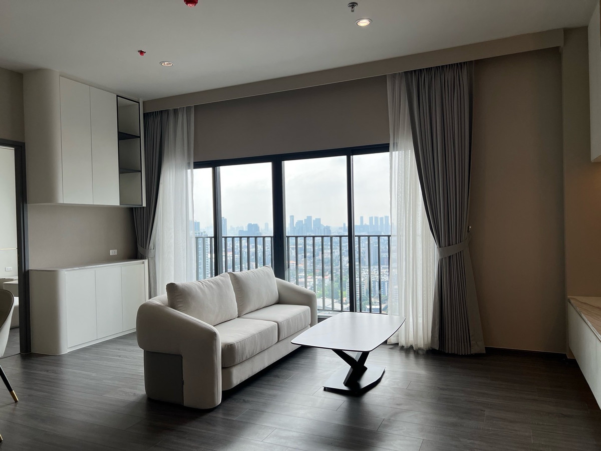 ให้เช่าคอนโดคลองเตย กล้วยน้ำไท : ห้องใหม่แกะกล่อง พร้อม Build in สวยๆๆ