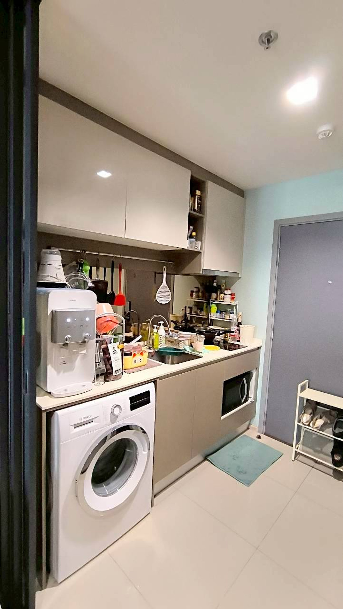 For SaleCondoWongwianyai, Charoennakor : IDEO Sathorn Wongwian Yai, Condo for sale near BTS Wongwian Yai, near BTS Krung Thonburi, near ICONSIAM. Condo for sale, Ideo Sathorn Wongwian Yai, room 1 Bed, 22nd floor, price lower than Land Department appraisal.