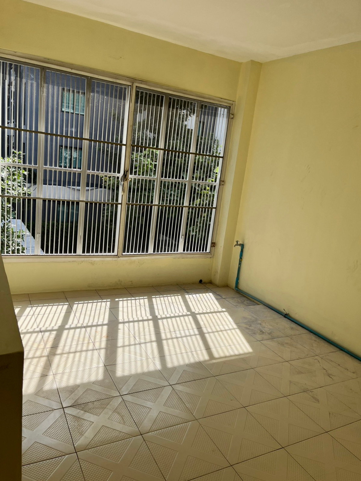 ให้เช่าทาวน์โฮมรัชดา ห้วยขวาง : ให้เช่า บ้านกลางเมือง รัชดา - เหม่งจ๋าย  ราคาถูกสุด