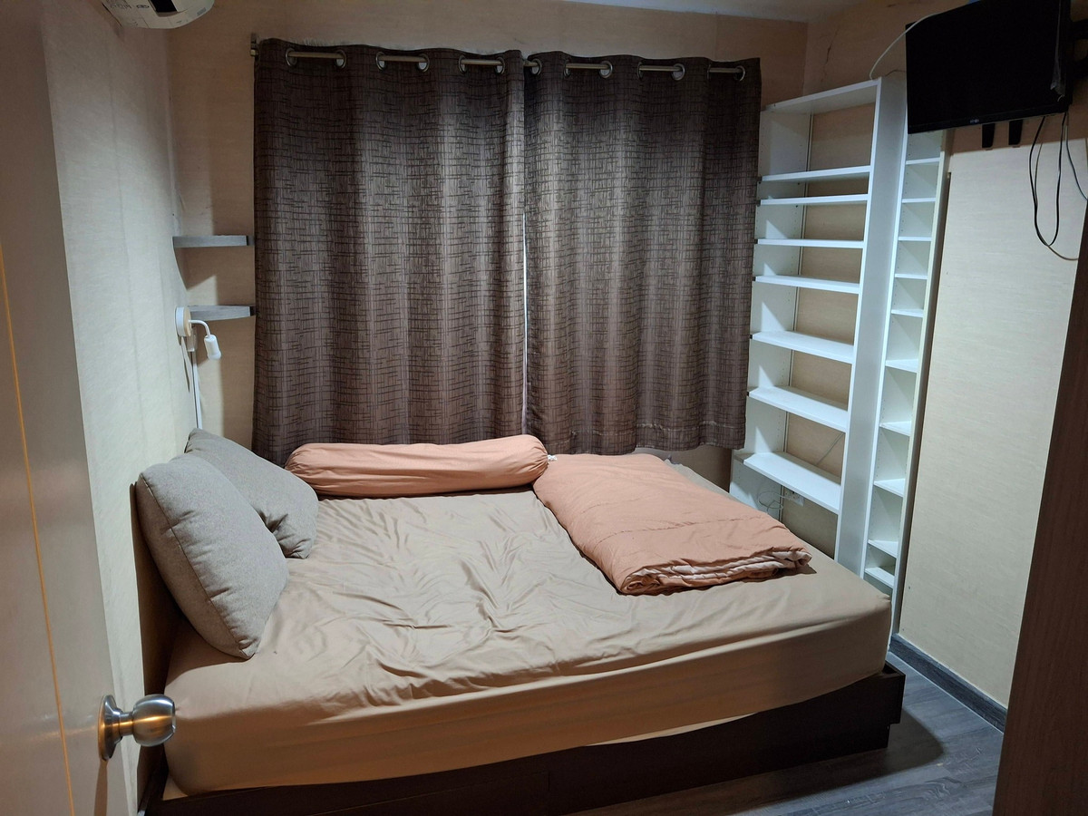 For RentCondoSamut Prakan,Samrong : For Rent ✨ The Trust Condo @BTS Erawan ✨ Fully furnished with appliances. Near BTS Chang Erawan.