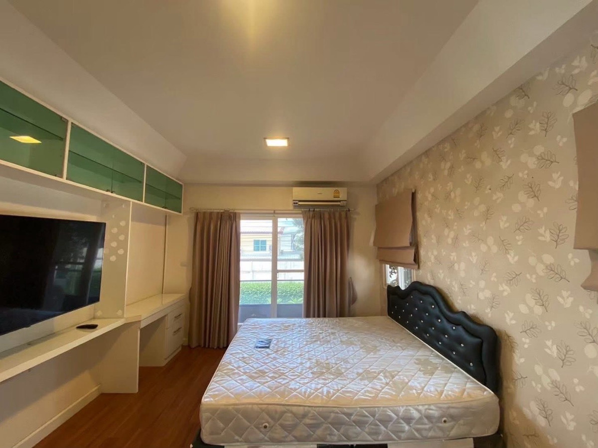 ให้เช่าบ้านนวมินทร์ รามอินทรา : ให้เช่าบ้านเดี่ยว 2 ชั้น🏞️หมู่บ้านมัณฑนา เลค วัชรพล ถนนสุขาภิบาล 5เนื้อที่ 52.4 ตารางวา
38,000 บาท