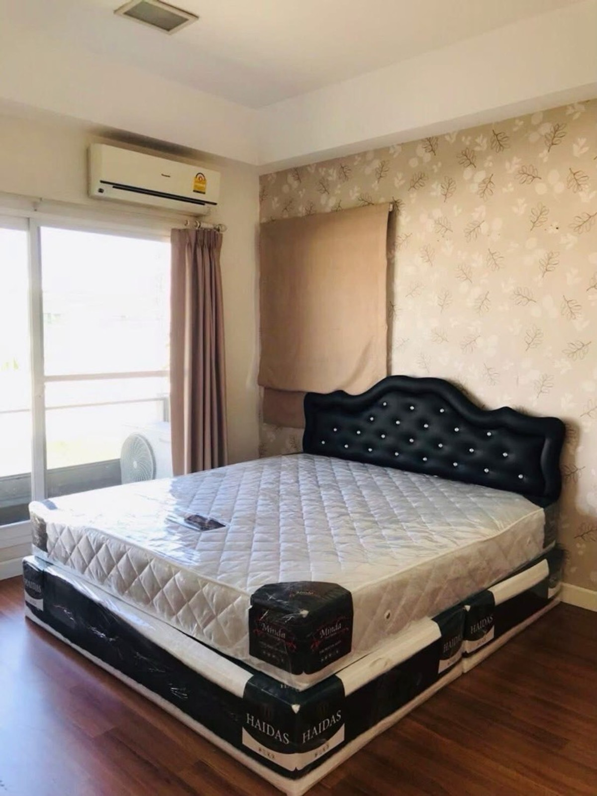 ให้เช่าบ้านนวมินทร์ รามอินทรา : ให้เช่าบ้านเดี่ยว 2 ชั้น🏞️หมู่บ้านมัณฑนา เลค วัชรพล ถนนสุขาภิบาล 5เนื้อที่ 52.4 ตารางวา
38,000 บาท