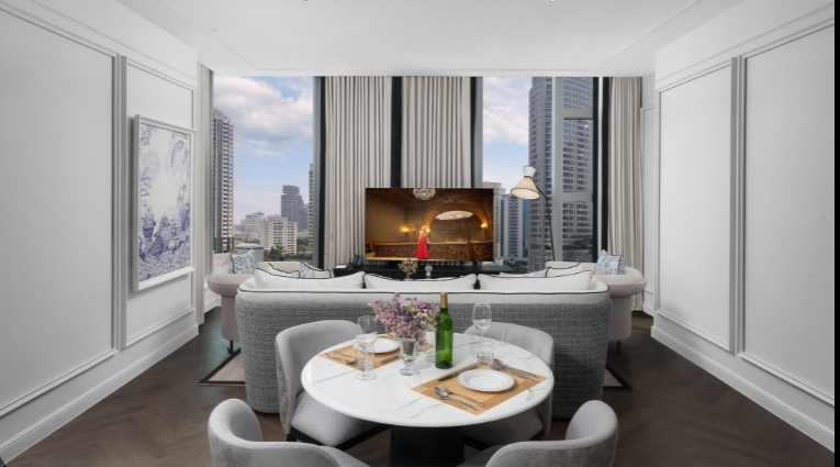 ให้เช่าคอนโดสุขุมวิท อโศก ทองหล่อ : 🔥ให้เช่าด่วน🔥LA CLEF Two - Bedroom Executive 88 ตร.ม. ใกล้ BTS ทองหล่อ 150 เมตร ห้องสวยพร้อมเข้าอยู่ + ฟรี Wi-fi + ทำความสะอาด 3 ครั้ง/สัปดาห์ + เลี้ยงสัตว์ได้