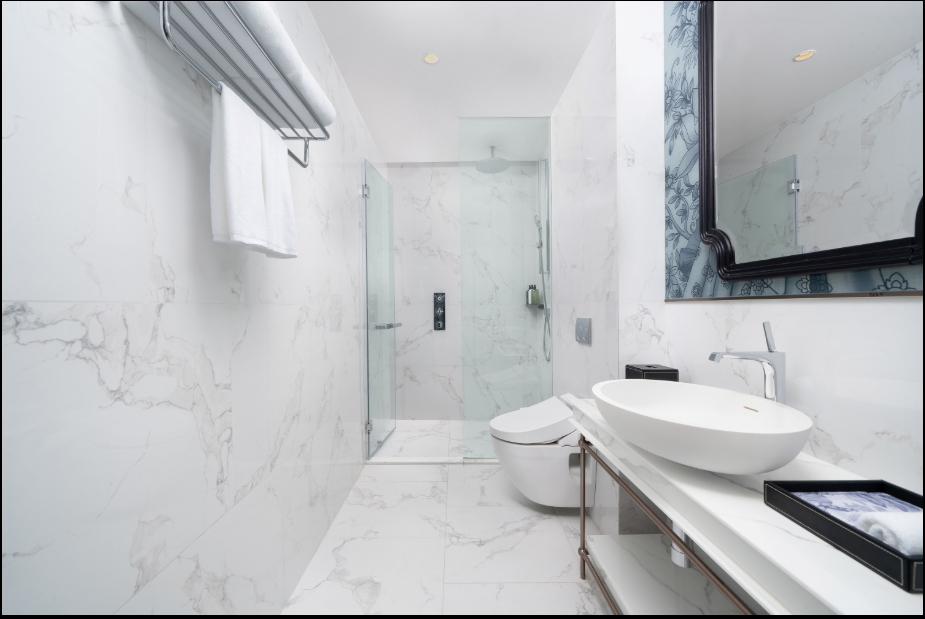 ให้เช่าคอนโดสุขุมวิท อโศก ทองหล่อ : 🔥ให้เช่าด่วน🔥LA CLEF Two - Bedroom Executive 88 ตร.ม. ใกล้ BTS ทองหล่อ 150 เมตร ห้องสวยพร้อมเข้าอยู่ + ฟรี Wi-fi + ทำความสะอาด 3 ครั้ง/สัปดาห์ + เลี้ยงสัตว์ได้