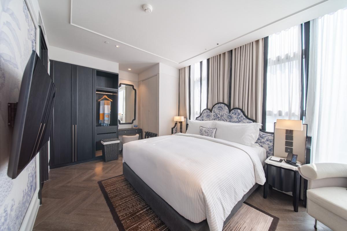 ให้เช่าคอนโดสุขุมวิท อโศก ทองหล่อ : 🔥ให้เช่าด่วน🔥LA CLEF Studio Deluxe 38 ตร.ม. ใกล้ BTS ทองหล่อ 150 เมตร ห้องสวยพร้อมเข้าอยู่ + ฟรี Wi-fi + ทำความสะอาด 3 ครั้ง/สัปดาห์ + เลี้ยงสัตว์ได้