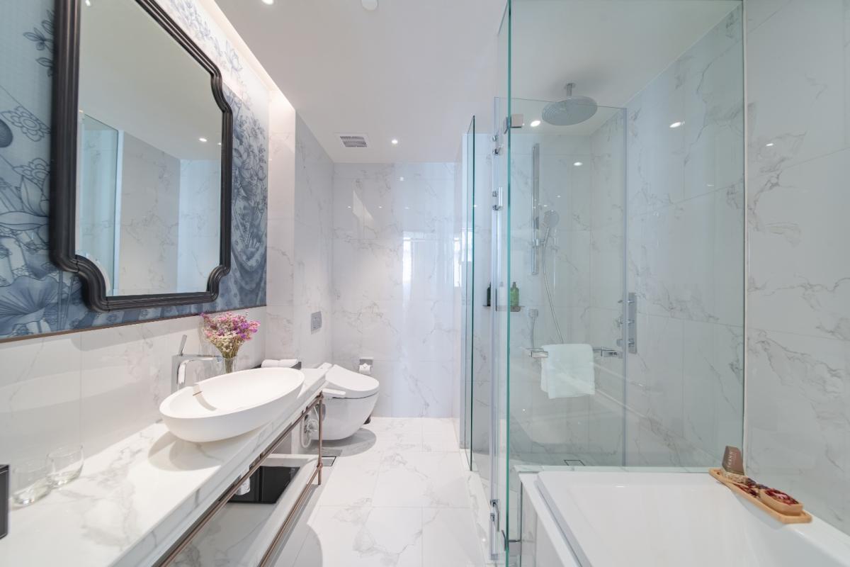 ให้เช่าคอนโดสุขุมวิท อโศก ทองหล่อ : 🔥ให้เช่าด่วน🔥LA CLEF Studio Deluxe 38 ตร.ม. ใกล้ BTS ทองหล่อ 150 เมตร ห้องสวยพร้อมเข้าอยู่ + ฟรี Wi-fi + ทำความสะอาด 3 ครั้ง/สัปดาห์ + เลี้ยงสัตว์ได้