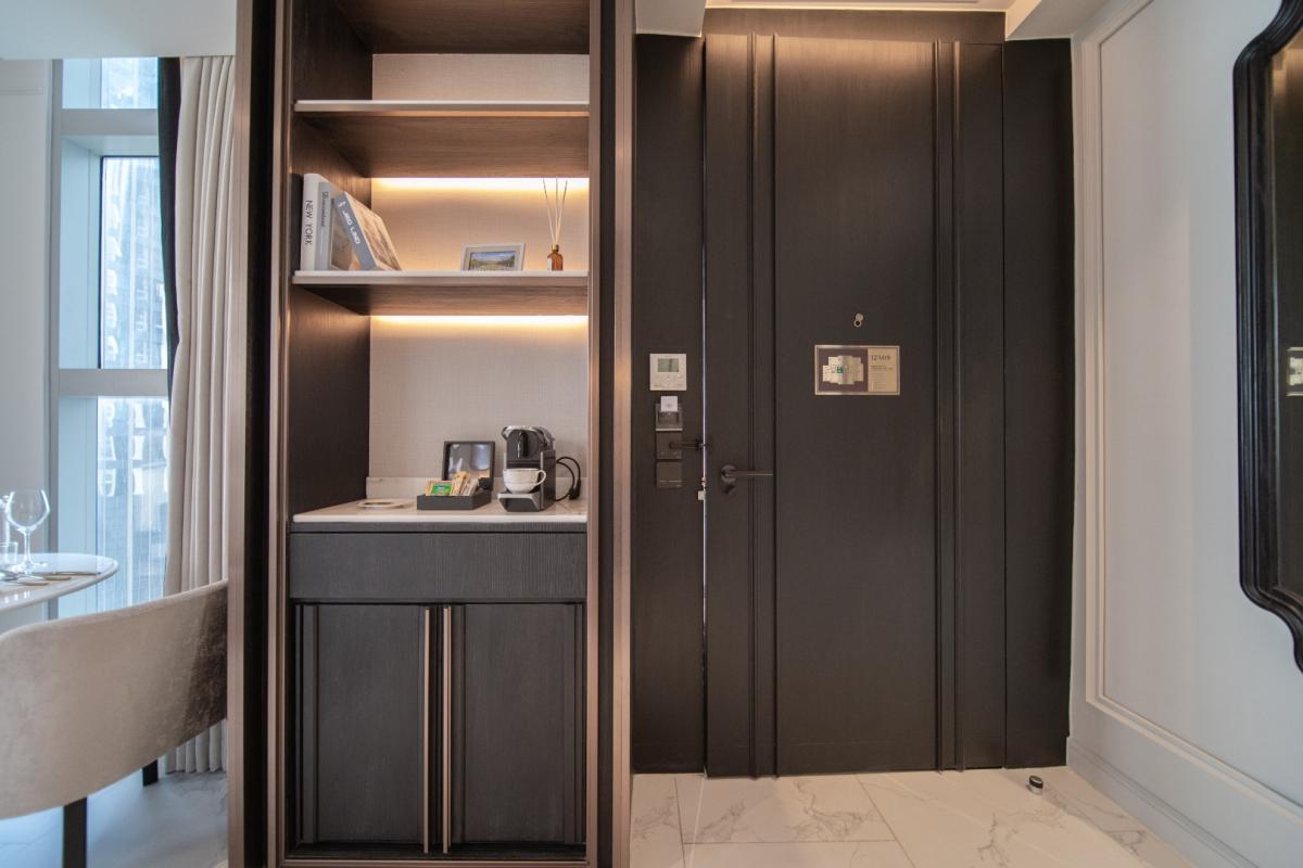 ให้เช่าคอนโดสุขุมวิท อโศก ทองหล่อ : 🔥ให้เช่าด่วน🔥LA CLEF Studio Deluxe 38 ตร.ม. ใกล้ BTS ทองหล่อ 150 เมตร ห้องสวยพร้อมเข้าอยู่ + ฟรี Wi-fi + ทำความสะอาด 3 ครั้ง/สัปดาห์ + เลี้ยงสัตว์ได้