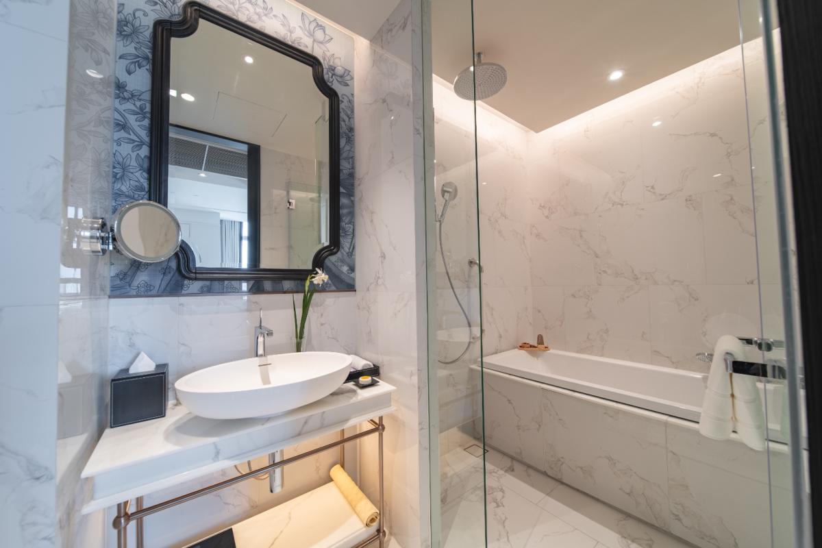 For RentCondoSukhumvit, Asoke, Thonglor : 🔥For Rent Now🔥 LA CLEF Executive Studio, 44 ​​sq.m., 150 meters from BTS Thonglor. Beautiful room, ready to move in + Free Wi-fi + Cleaning 3 times/week + Pets allowed (Promotional price until March 31, 2026)